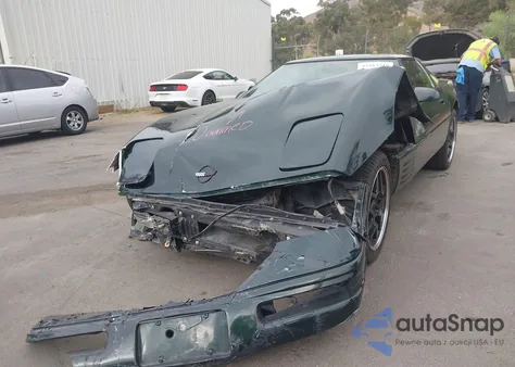 1992 Chevrolet Corvette из США, поврежденный, VIN 1G1YY23P4N5104512